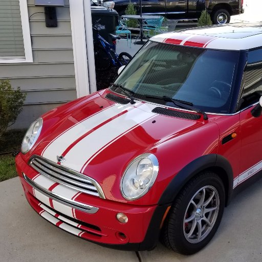 Just a semi-normal R50 hanging out around the coast of South Carolina. Travelling around and finding adventures and mayhem!