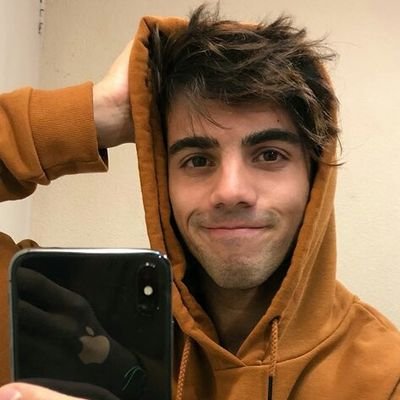 ador3richard's profile picture. 