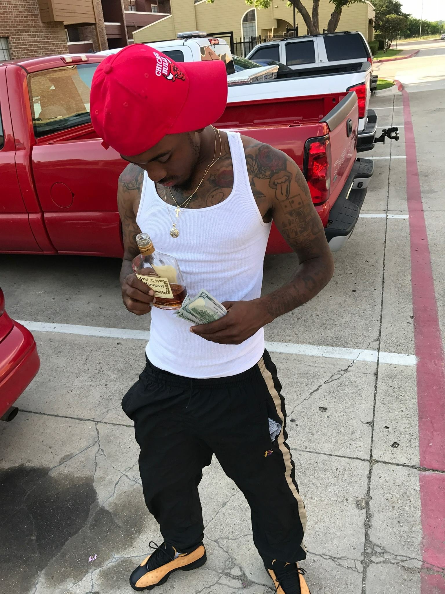 I Get Shit Done Right #TrueToTheMoney |HoodMealTicket| #Rip JessieK | DJ, MC, Producer and Much More