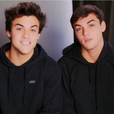 drippydolannzz's profile picture. living an amazing life 💞 the Dollar twats mean everything to me and they are like literally goals 💛