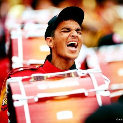 NeedNoApplause's profile picture. 🦀➡️🤠➡️⛱️➡️🚈 ⚒️ Community over Competition. Support Unions Free Palestine 🇵🇸