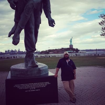 Salman_Otaibi's profile picture. طبعي متفائل واشكر لكم (المرور) ولا احتاج في كلماتي ل(إسعاف) لانها بنيات أفكاري وتعبر للقلوب بدون (جوازات) واضحه ولا تحتاج ضمه و (شرطه)