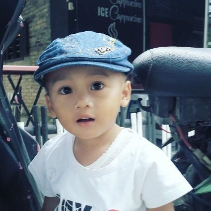 novie_riani's profile picture. 