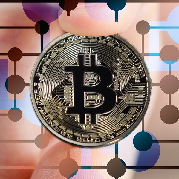 CCNewsSchweiz's profile picture. News und Berichte zum Thema Kryptowährungen - neutral und objektiv #bitcoin #cryptocurrency #schweiz #kryptowährungen