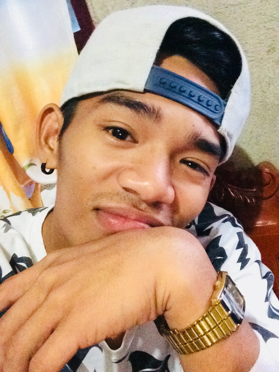 Oswe7's profile picture. M A N A N A Y A W