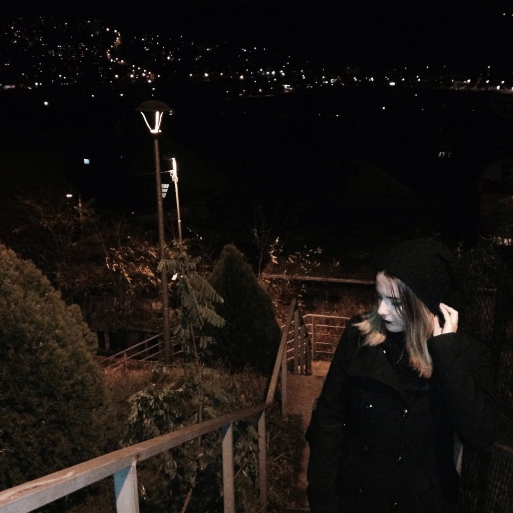 istrulicu's profile picture. allergic to pollen and social situations ♒️