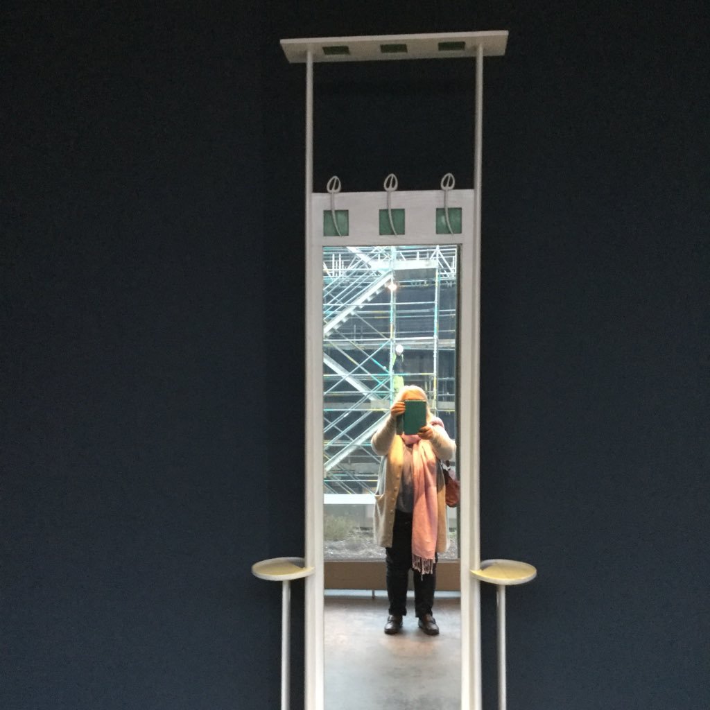 PecaminaHayter's profile picture. Auld hippy. Words my solace, music my fellowship. Long & winding road (presently on hold) 🤭