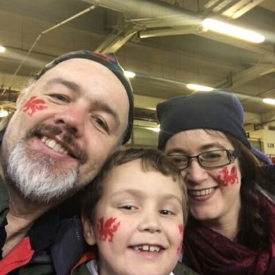 tanglewych's profile picture. All views on this account are my own.  You may disagree with them if you wish.