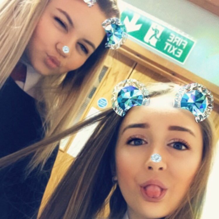 BrookeC55660774's profile picture. sc~brooke_carr2004 x