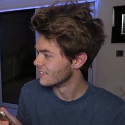 rooneyilianaa's profile picture. 