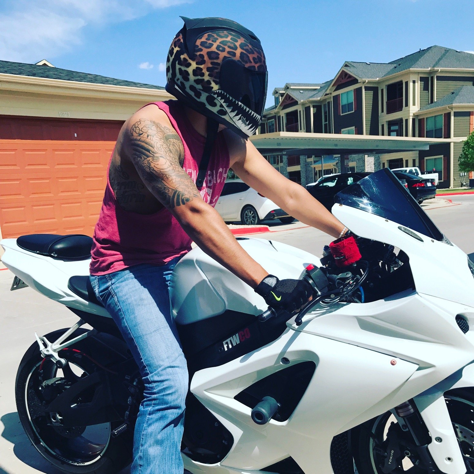 Ruben122392's profile picture. delteted the old twitter so add me if i know you, if i dont fuck it add me anyways.