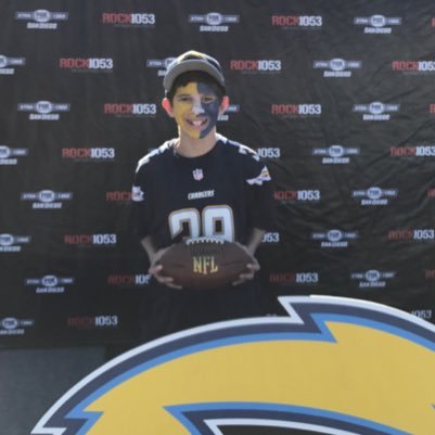 8th Grader at TJHS / World’s biggest @Chargers fan