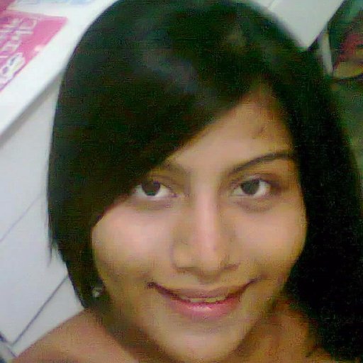 Diferente, Leal&Real Sin poses y sin Filtro asi #TanNormal 😉  Bendecida 😇 y Afortunada.