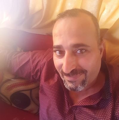 احمد مصطفى الزعبي
.......مدير شركة صوفر لادارة الاستثمارات السياحيه
مدير مبيعات وعلاقات عامه بشركة الرافدين للمطاعم والفنادق السياحيه.....
إداره عامه