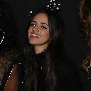 tradewithu's profile picture. 100% português 50% inglês