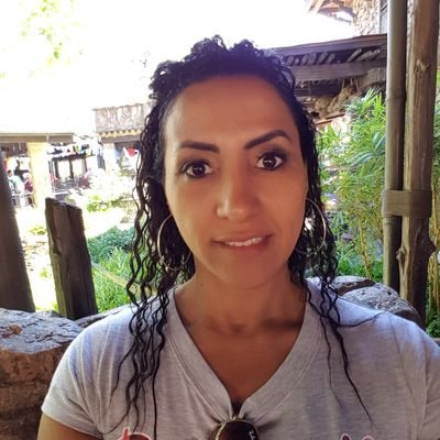 sisinega's profile picture. Acorde todas as manhã com um sorriso. 
Esta é mais uma oportunidade que você tem para ser feliz.