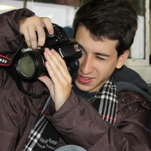 danflomemok's profile picture. Duermo poco, sueño mucho