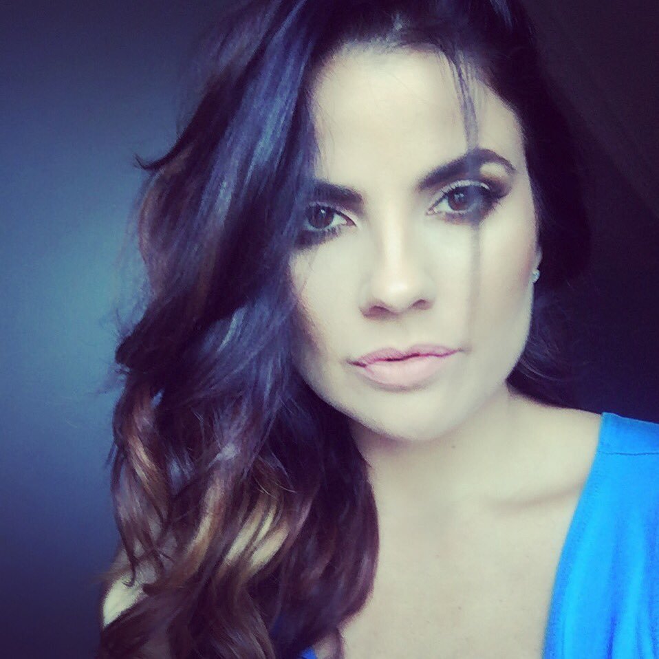 TV. Radio-Host- Producer.--Instagram: @LindaGarciaRD