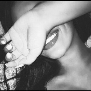 قد يُوسوس لك الشيطان بأنك همّي ،فتعوذ منه | Don't mess up w/me.🖤