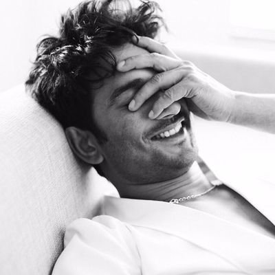 Welcome to the first Twitter page for Sushant Rajput's well-wishers, delivering news & exclusive pictures. Please support & retweet! (Follow Him @itsSSR)