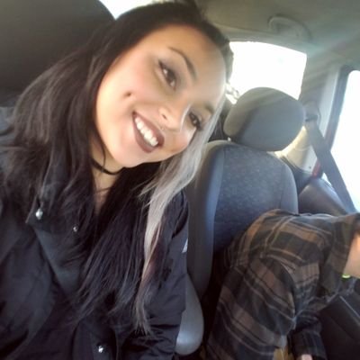 janaynay9's profile picture. 