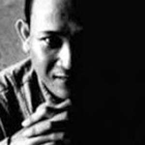 ihsyah's profile picture. gemar #memotret. suka #menulis.