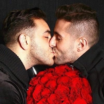 LAMAN RASMI DATING GAY