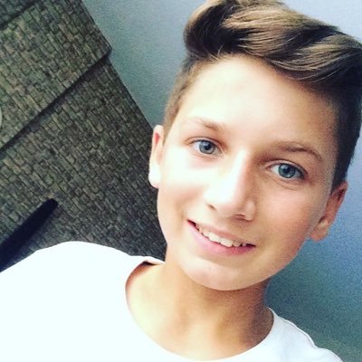 İnstagram takip edin = efe_uran2 gönderilerinin altında geri takip yapa bilirsiniz