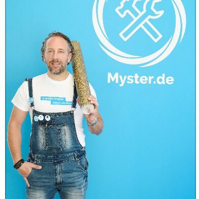 MysterHandwerk's profile picture. Myster