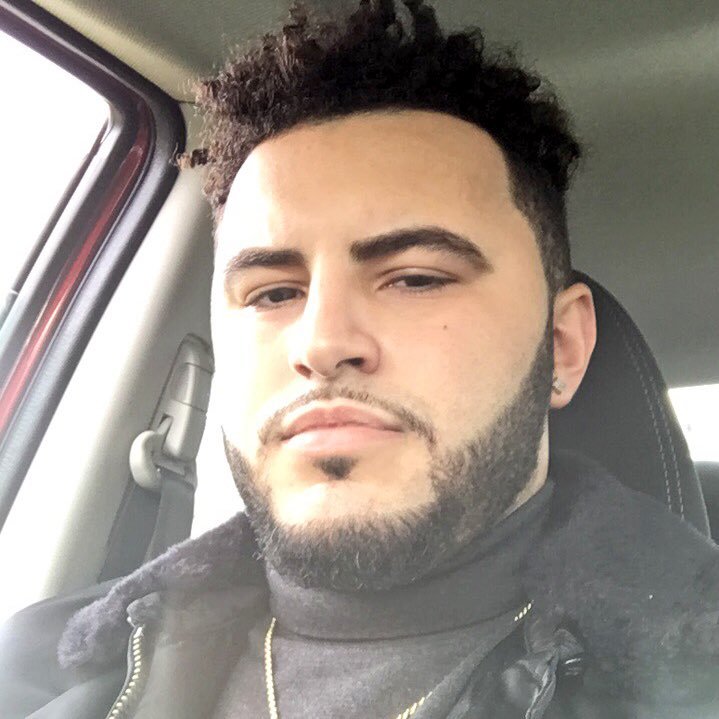 GabeGoon_'s profile picture. 