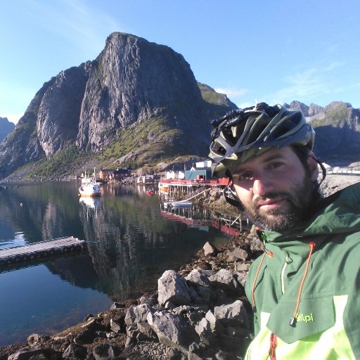 francasanya's profile picture. 