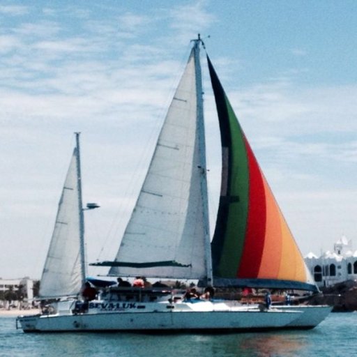 Renta de Catamaranes, Trimaranes y Yates para Paseos o Pesca en Mazatlán, disfruta el Mar, Bahía de Mazatlan y la Playa de Isla Venados