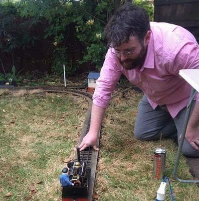 TheTrainBear's profile picture. Big hairy ferroequinologist