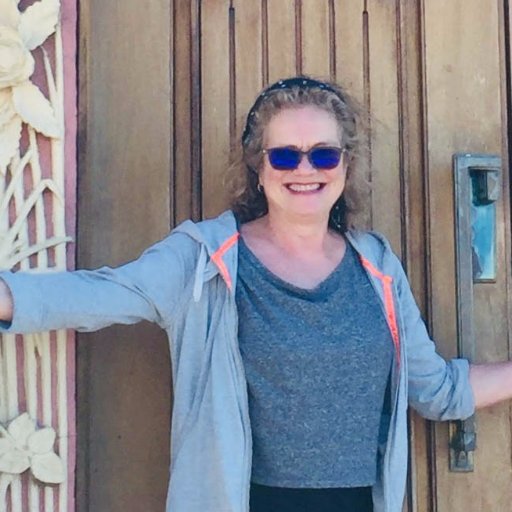 Award-winning journo https://t.co/8uQPlhpBF2 ❤️dogs. #Travelwriter | legal reporter, lifestyle writer. Wrote #OceanWise cookbooks