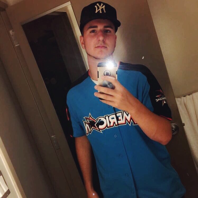 LukeMartin_5's profile picture. WFHS'17🔜SEU'21