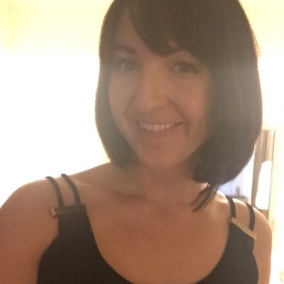 Holly8442's profile picture. 