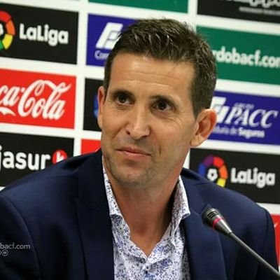 Twitter oficial de Juan Merino, Entrenador de Fútbol.