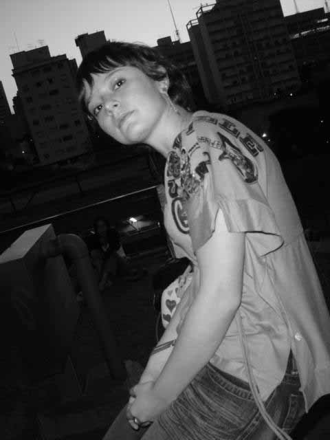 juhayres's profile picture. Uma pessoa que não acredita mais em pessoas.