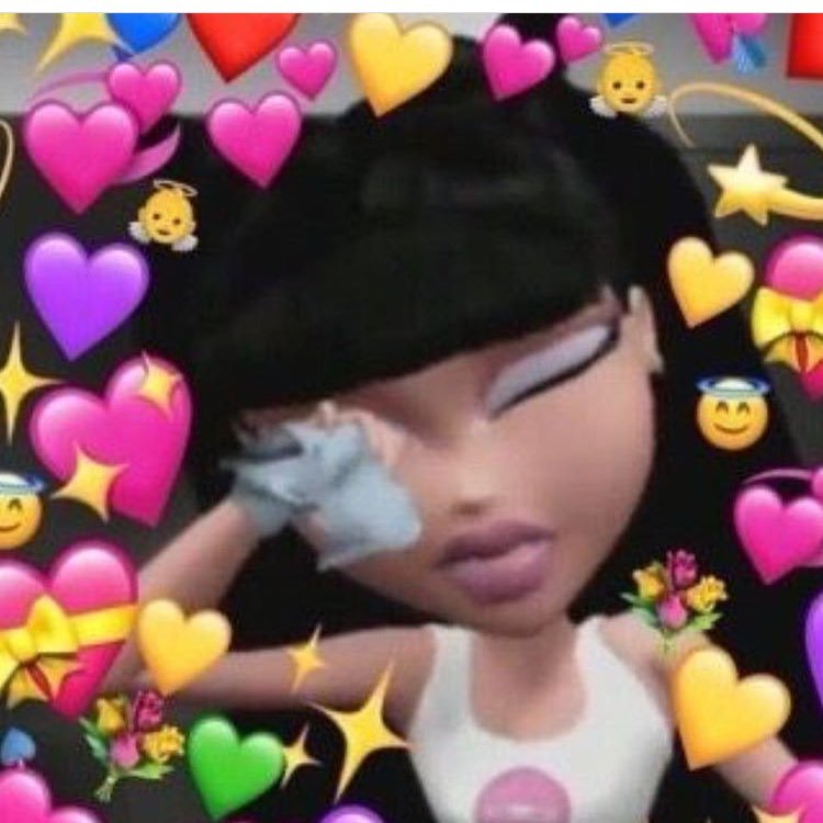 sorryimjada_'s profile picture. until the last petal falls🥀