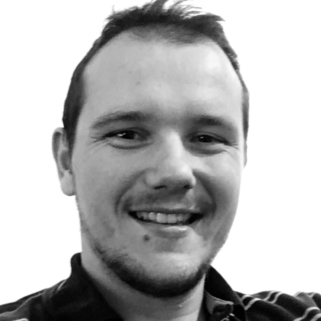 Freelance Mobile Developer #android #iOS #flutter and
#motorcycle enthusiast