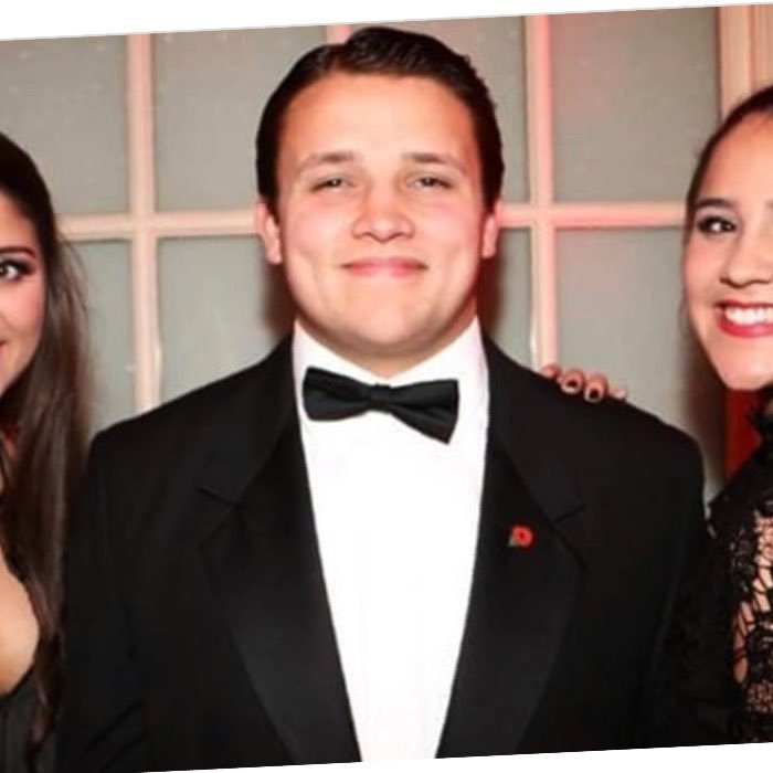 WillBrentnall's profile picture. New Twitter... ✌🏽Loughborough University graduate - Campion Old Boys rugby player @CampionRFC. Now working in Private Wealth Management, London.