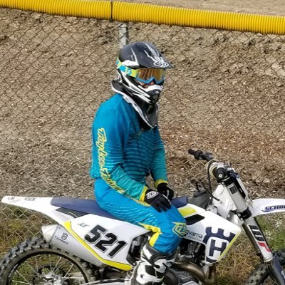 GregNadeja's profile picture. 