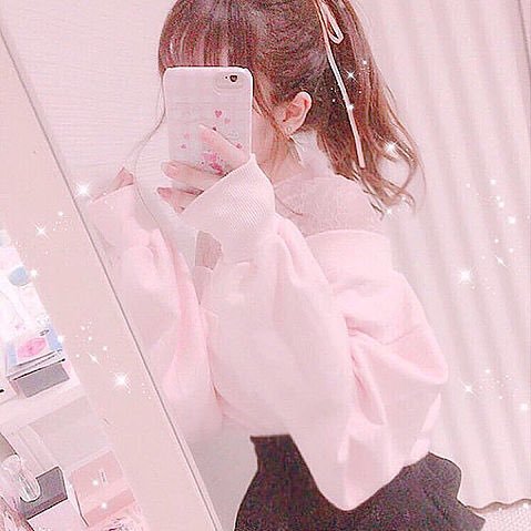 人脈はそれなりに( ｡•×•｡ )♡♡ フォロワー様なら基本誰でも許可します♡ @_oxox_y こっち先に+👤してね🎀♡