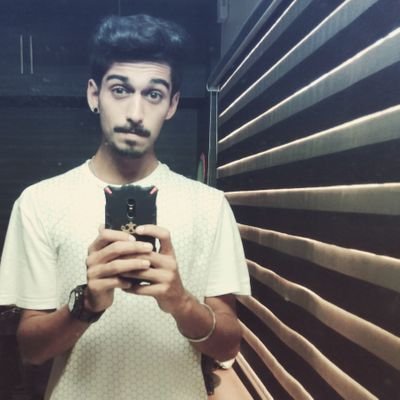 I_am_Chiku's profile picture. Love being myself.. cricketer.. graphite lover..A2 always.. forever ❤️