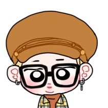 BTS(가끔TXT) DVD 굳즈 포카 양도합니다. 
디엠 느릴 수 있어요. 🐢 
비계 풀고 와주세요.