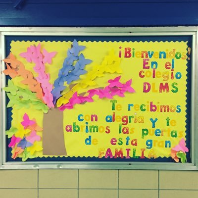 Bilingual (English/Spanish) Middle School on Manhattan's UWS. Proud to be part of @NYCDistrict3, @CEC3NYC and @nycschools.
