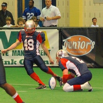 CraigPinto49's profile picture. 4x World Record Holder. Former Footballer. Decent Human. 🇵🇹