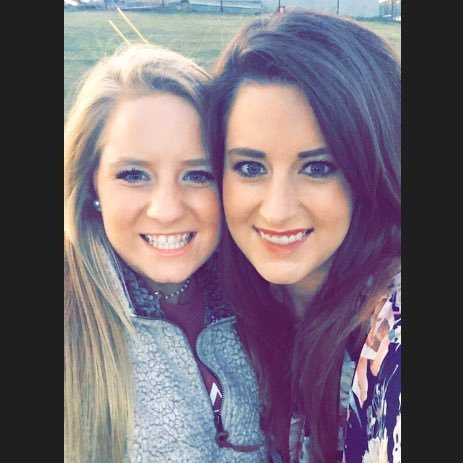 carleymckee8's profile picture. :-)