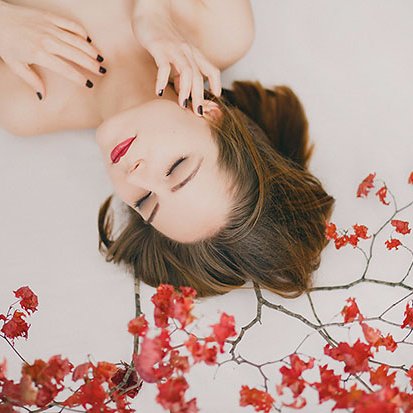 Yolifemag's profile picture. The magazine in Belarus and Ukraine about harmony, positive thinking, success, yoga, healthy lifestyles and human values.