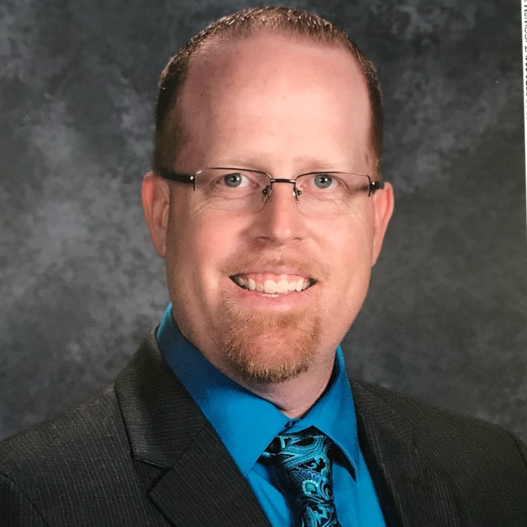 Husband, father, son. Principal of New Haven Elementary School. Passionate educator looking for creative ways to guide my own learning.